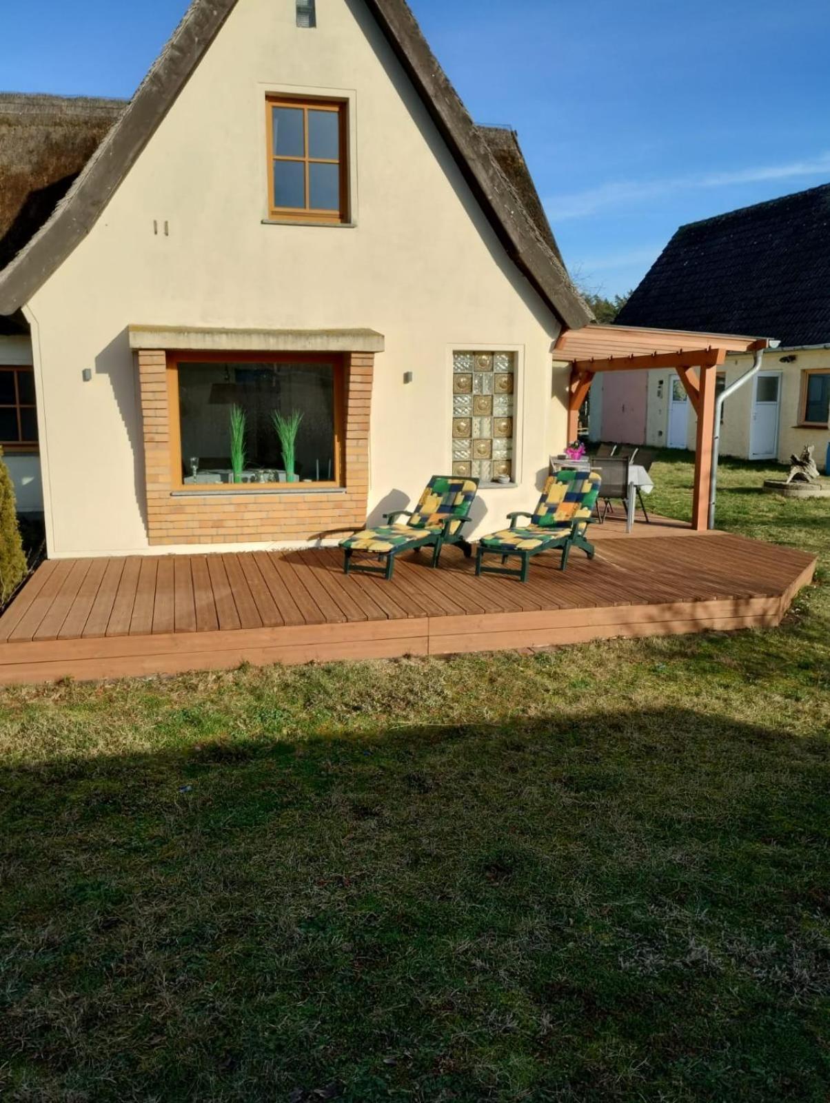 Huus Am Darss Villa Fuhlendorf  Buitenkant foto